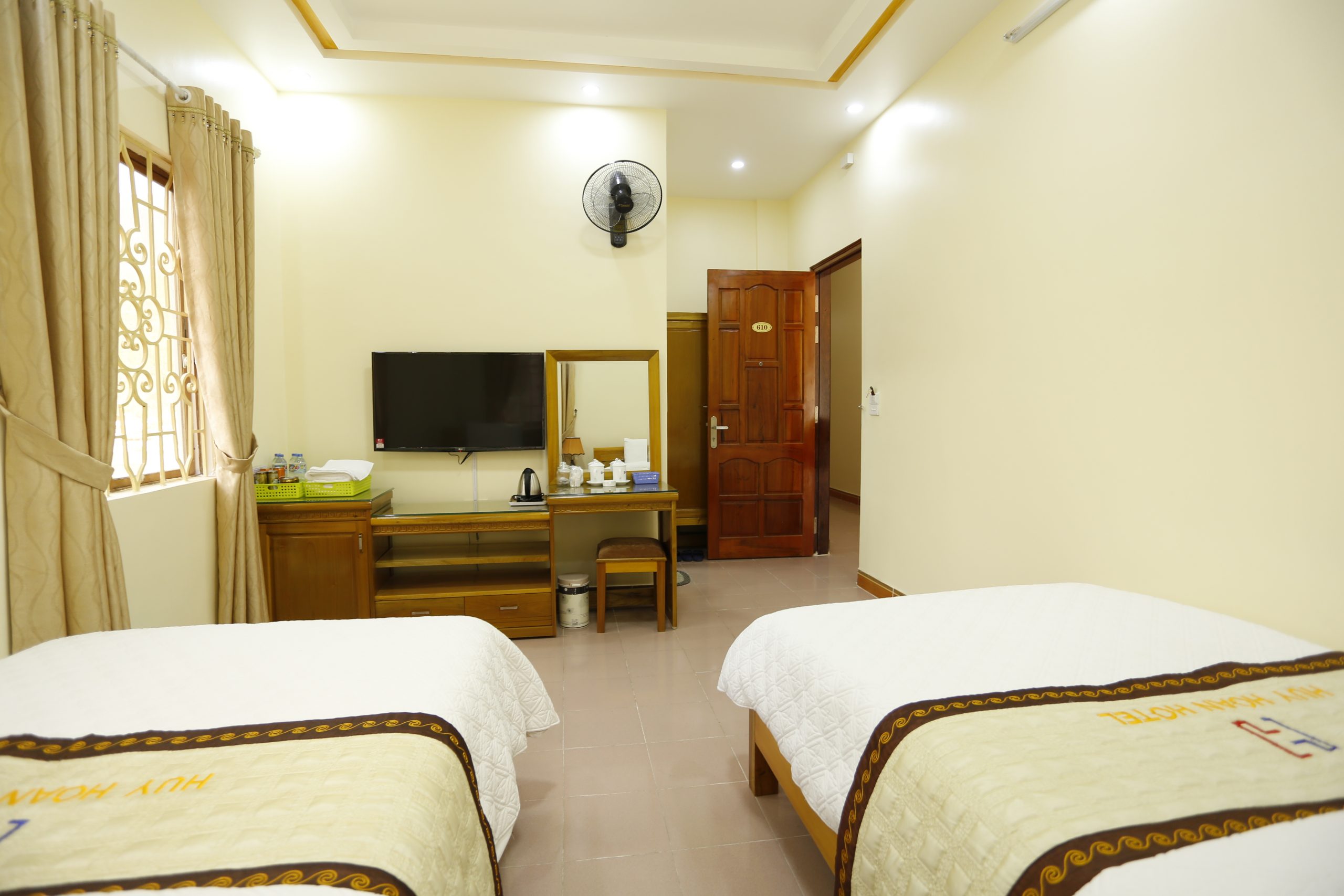 Phòng 2 giường đơn - Khách sạn Huy Hoàn - Khách sạn tại Hà Giang ...